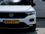Volkswagen T-Roc 1.5 TSI Sport | Stoelverwarming | Adaptieve Cruise Control | LED Koplampen | Sportstuur | Apple Carplay | Android Auto | Two-Tone Wit - Zwart | Parkeersensoren | Privacy Glas | Sportstoelen | All Season Banden |