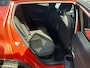 Toyota C-HR / C-HR+ 1.8 HYBRID BI-TONE STUUR/STOELVERWARMING BLIND-SPOT ALL-SEASON PARELMOER-LAK KEYLESS