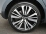 Renault Clio 1.6 E-Tech Hybrid 140 Initiale Paris - RIJKLAARPRIJS - Achteruitrijcamera - Stoel- en Stuurverwarming - Trekhaak