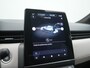 Renault Clio 1.6 E-Tech Hybrid 140 Initiale Paris - RIJKLAARPRIJS - Achteruitrijcamera - Stoel- en Stuurverwarming - Trekhaak