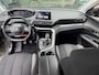 Peugeot 5008 1.2 PureTech Blue Lease Executive ** Trekhaak ** 7-persoons ** Navigatie ** NAP!!