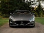 Maserati GranCabrio Sport 4.7 V8 Automaat | veel carbon | subieme kleurstelling!