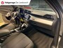 Audi Q3 35 TFSI Business Edition Automaat / pdc / cruise / car-play / stoelverwarming / trekhaak