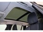 Volvo V60 T6 Recharge AWD Plus Dark - Panorama/schuifdak - IntelliSafe Assist & Surround - 360º Camera - Harman/Kardon audio - Verwarmde voorstoelen, stuur & achterbank - Parkeersensoren voor & achter - Elektr. bedienb. voorstoelen met geheugen - Head up display - Extra getint glas - 19' LMV