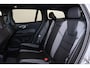 Volvo V60 T6 Recharge AWD Plus Dark - Panorama/schuifdak - IntelliSafe Assist & Surround - 360º Camera - Harman/Kardon audio - Verwarmde voorstoelen, stuur & achterbank - Parkeersensoren voor & achter - Elektr. bedienb. voorstoelen met geheugen - Head up display - Extra getint glas - 19' LMV