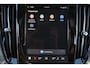 Volvo V60 T6 Recharge AWD Plus Dark - Panorama/schuifdak - IntelliSafe Assist & Surround - 360º Camera - Harman/Kardon audio - Verwarmde voorstoelen, stuur & achterbank - Parkeersensoren voor & achter - Elektr. bedienb. voorstoelen met geheugen - Head up display - Extra getint glas - 19' LMV