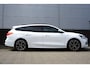 Ford Focus Wagon 1.0 EcoB. ST Line Business/B&O/18INCH/Winterpack/ LED Koplampen.