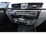 BMW X1 141PK Automaat sDrive18i High Executive | Trekhaak | PDC V+A | Verw. Voorstoelen | Climate control | El. Achterklep |