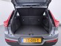 Volvo XC40 2.0 T4 Momentum | Trekhaak | Lederen Bekl. | El. voorstoelen | Parkeercamera |