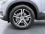 Volvo XC40 2.0 T4 Momentum | Trekhaak | Lederen Bekl. | El. voorstoelen | Parkeercamera |