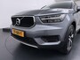 Volvo XC40 2.0 T4 Momentum | Trekhaak | Lederen Bekl. | El. voorstoelen | Parkeercamera |