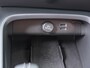 Volvo XC40 2.0 T4 Momentum | Trekhaak | Lederen Bekl. | El. voorstoelen | Parkeercamera |