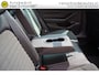 Volkswagen Passat Variant 1.5 TSI 150PK ELEGANCE / HIGHLINE VOL LUXE PANORAMADAK FULL LED LEDER/ALCANTARA STOELVERWARMING 18INCH LMV ADAPTIEVE CRUISE ANDROID/APPLECARPLAY NAVI VIRTUEEL COCKPIT PDC V+A+ASSIST KEYLESS ENZ...