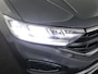 Volkswagen T-Roc 1.0 TSI Life Edition GOAL 116 pk | Navigatie | Parkeersensoren (Park assist) | Autom. airco | Adaptieve cruise control | Stoelverwarming |