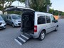 Ford Tourneo Connect 1.8-16V SWB - Rolstoelauto 4+1 - Ruime Bodemverlaging- Rolstoelvervoer