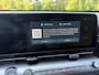Hyundai Kona Comfort Plus 1.6 GDI HEV 137pk | STOEL + STUURVERW. | NAVI | APPLE CARPLAY / ANDROID AUTO | 18'' TWO-TONE LM-VELGEN |