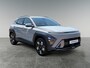 Hyundai Kona Comfort Plus 1.6 GDI HEV 137pk | STOEL + STUURVERW. | NAVI | APPLE CARPLAY / ANDROID AUTO | 18'' TWO-TONE LM-VELGEN |