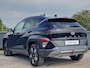 Hyundai Kona Comfort Plus 1.6 GDI HEV 137pk | STOEL + STUURVERW. | NAVI | APPLE CARPLAY / ANDROID AUTO | 18'' TWO-TONE LM-VELGEN |