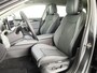 Volkswagen Passat Variant Elegance Business 1.5 eHybrid 150 kW / 204 pk Panoramaschuif/kanteldak, Lederen interieur, Stoelventilatie en massage