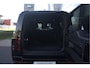 Land Rover Defender 110 2.0 P300e 110 X-Dynamic SE | Voorstoelen verwarmd | Trekhaak |