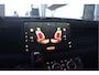 Land Rover Defender 110 2.0 P300e 110 X-Dynamic SE | Voorstoelen verwarmd | Trekhaak |