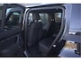 Land Rover Defender 110 2.0 P300e 110 X-Dynamic SE | Voorstoelen verwarmd | Trekhaak |