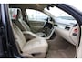 Volvo V70 150PK Summum | Verw. Voorstoelen | Verw. Achterbank | Trekhaak | PDC Achter | Cruise Control | 17" LMV |