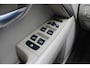Volvo V70 150PK Summum | Verw. Voorstoelen | Verw. Achterbank | Trekhaak | PDC Achter | Cruise Control | 17" LMV |