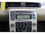Volvo V70 150PK Summum | Verw. Voorstoelen | Verw. Achterbank | Trekhaak | PDC Achter | Cruise Control | 17" LMV |
