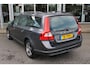 Volvo V70 150PK Summum | Verw. Voorstoelen | Verw. Achterbank | Trekhaak | PDC Achter | Cruise Control | 17" LMV |