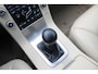 Volvo V70 150PK Summum | Verw. Voorstoelen | Verw. Achterbank | Trekhaak | PDC Achter | Cruise Control | 17" LMV |