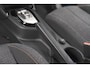 Peugeot 2008 Hybrid 136 e-DCS6 Style | Apple Carplay | Parkeersensoren | Climate control