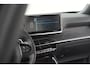 Peugeot 2008 Hybrid 136 e-DCS6 Style | Apple Carplay | Parkeersensoren | Climate control