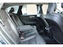 Volvo XC60 2.0 T6 Plug-in hybrid AWD Inscription Exclusive | Panoramadak | Stoel- en stuurverwarming | Parkeercamera | Elektrisch verstelbare stoelen | Trekhaak |