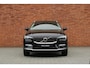 Volvo XC60 2.0 T6 Plug-in hybrid AWD Inscription Exclusive | Panoramadak | Stoel- en stuurverwarming | Parkeercamera | Elektrisch verstelbare stoelen | Trekhaak |
