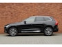 Volvo XC60 2.0 T6 Plug-in hybrid AWD Inscription Exclusive | Panoramadak | Stoel- en stuurverwarming | Parkeercamera | Elektrisch verstelbare stoelen | Trekhaak |