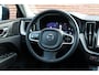 Volvo XC60 2.0 T6 Plug-in hybrid AWD Inscription Exclusive | Panoramadak | Stoel- en stuurverwarming | Parkeercamera | Elektrisch verstelbare stoelen | Trekhaak |