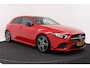 Mercedes-Benz A-klasse 200 Business Solution AMG Night Pakket (NL-auto, Goed OndH, Camera, Navi, StoelV, PDC V+A, Etc)