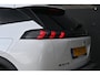 Peugeot e-2008 EV Allure Pack 50 kWh | Navi By App | Stoelverwarming | Climate Control | Parkeesensoren | Apple Carplay & Android Auto | !!