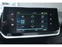Peugeot e-2008 EV Allure Pack 50 kWh | Navi By App | Stoelverwarming | Climate Control | Parkeesensoren | Apple Carplay & Android Auto | !!