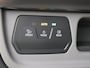 Volkswagen ID. Buzz L2 Pro Bulli 79 kWh 7p. | Trekhaak | Sluithulp | 7 persoons | Two-Tone | Adaptieve Cruise Control |