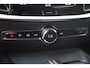 Volvo V60 B4 R-Design 197pk | Memory | Navigatie | Dodehoek | Dodehoek | Keyless | Camera | ACC | Navi