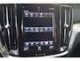Volvo V60 B4 R-Design 197pk | Memory | Navigatie | Dodehoek | Dodehoek | Keyless | Camera | ACC | Navi