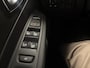 Renault Captur 1.2 TCe Limited AUTOMAAT NAVI AIRCO CRUISE CONTROLE HOGE INSTAP LM VELGEN ZEER MOOIE AUTO DEALER ONDERHOUDEN