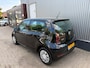Volkswagen Up! 1.0 / ACHTERUITRIJCAMERA / CRUISE CONTROL / AIRCO / PARKEERSENSOREN / CLIMATE CONTROL / NL-AUTO