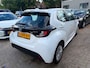 Toyota Yaris 1.5 Hybrid Active / 1E EIGENAAR / NAVIGATIE / NIEUW MODEL / ECC / CAMERA / DEALER ONDERHOUDEN / CRUISE / NL-AUTO