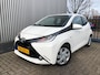 Toyota Aygo 1.0 VVT-i x-play / NAVIGATIE / AIRCO / ACHTERUITRIJCAMERA / NL-AUTO / 5 DEURS / ELEK. PAKKET / ZUINIG