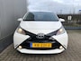 Toyota Aygo 1.0 VVT-i x-play / NAVIGATIE / AIRCO / ACHTERUITRIJCAMERA / NL-AUTO / 5 DEURS / ELEK. PAKKET / ZUINIG