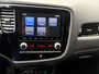 Mitsubishi Outlander 2.4 PHEV Pure / 1E EIGENAAR / AIRCO / CRUISE / PARKEERSENSOREN / TREKHAAK / CAMERA / APPLE CAR PLAY / NL-AUTO