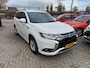 Mitsubishi Outlander 2.4 PHEV Pure / 1E EIGENAAR / AIRCO / CRUISE / PARKEERSENSOREN / TREKHAAK / CAMERA / APPLE CAR PLAY / NL-AUTO